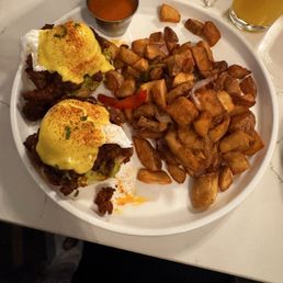 Eggs Benedict