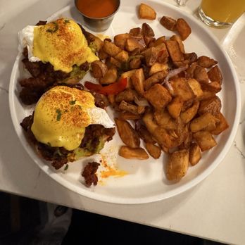 Story - SPANISH EGG BENEDICT & COUNTY POTATOES - Breakfast & Brunch Near Me - Whittier, California Story - SPANISH EGG BENEDICT & COUNTY POTATOES - Breakfast & Brunch Near Me - Whittier, California