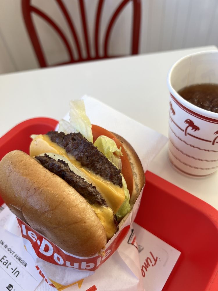 In-N-Out Burger Logo