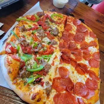 Burattino Brick Oven Pizza - Pepperoni/ siciliana 12" - Pizza Near Me - Carson, California Burattino Brick Oven Pizza - Pepperoni/ siciliana 12" - Pizza Near Me - Carson, California