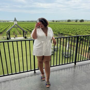 Augusta Vin Winery - Wine Tasting Room Near Me - Fredericksburg, Texas