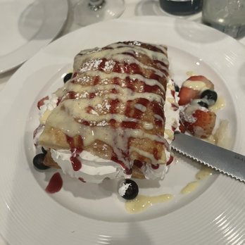 Cala Luna - Berry napoleon dessert - Italian Near Me - Mineola, New York Cala Luna - Berry napoleon dessert - Italian Near Me - Mineola, New York