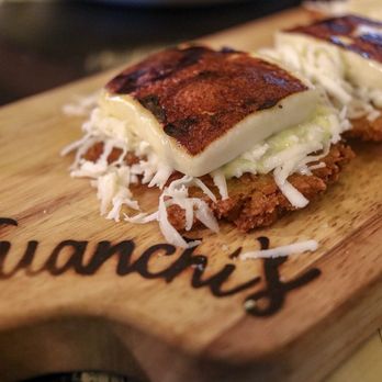 Juanchi's Burger - Tostones - Burgers Near Me - Madrid, M Juanchi's Burger - Tostones - Burgers Near Me - Madrid, M