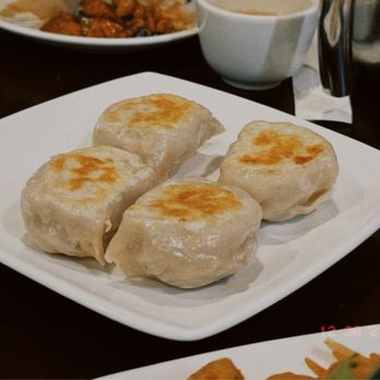 Shanghai Bun - Fried Chicken Dumplings with String Beans - Shanghainese Near Me - West Windsor, New Jersey Shanghai Bun - Fried Chicken Dumplings with String Beans - Shanghainese Near Me - West Windsor, New Jersey