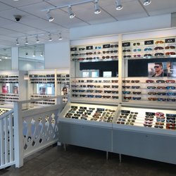 Sunglass Hut