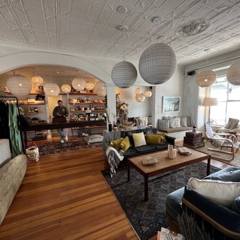 Block Island Beach House - The lobby - Hotels Near Me - New Shoreham, Rhode Island