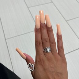 Bumpy nails