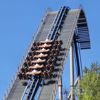 Dollywood - Amusement Parks Near Me - Pigeon Forge, Tennessee