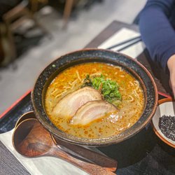 Ramen Isshin - Black sesame tantan noodle