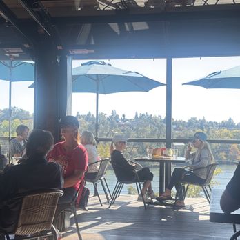Crawdads on the Lake - Outdoor patio (the hostess goofed on the tables, so just keep that in mind.) - Cajun/Creole Near Me - Folsom, California Crawdads on the Lake - Outdoor patio (the hostess goofed on the tables, so just keep that in mind.) - Cajun/Creole Near Me - Folsom, California