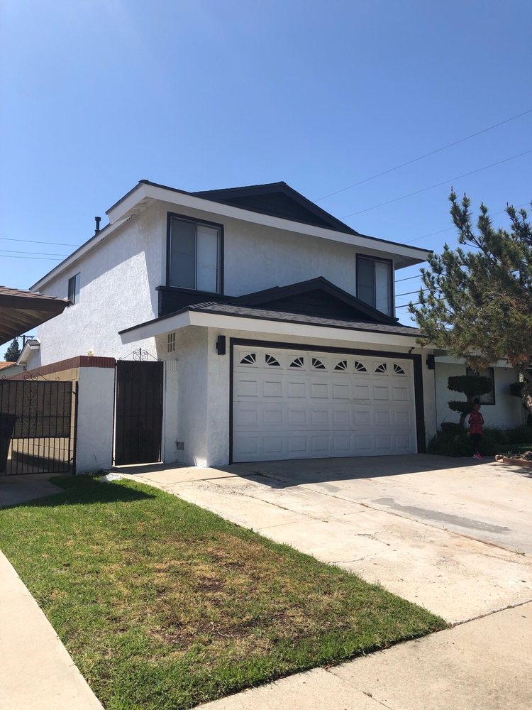 Slide of Gonzalez Roofing