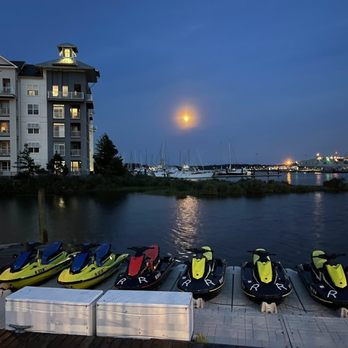 Norfolk Watersports - Moonlight Jet Skis - Jet Skis Near Me - Norfolk, Virginia Norfolk Watersports - Moonlight Jet Skis - Jet Skis Near Me - Norfolk, Virginia