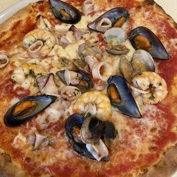 Settembrini 18 - Pizza frutti di mare. - Italian Near Me - Milan, Michigan Settembrini 18 - Pizza frutti di mare. - Italian Near Me - Milan, Michigan