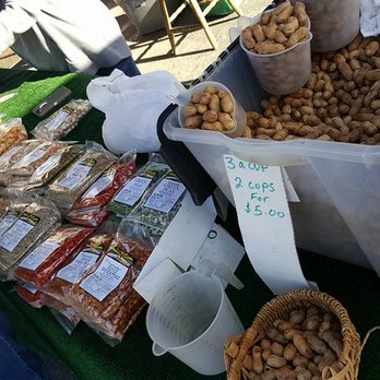 The Valley Patch Farmers Market - a variety of fruits and vegetables - Farmers Market Near Me - Jurupa Valley, California The Valley Patch Farmers Market - a variety of fruits and vegetables - Farmers Market Near Me - Jurupa Valley, California