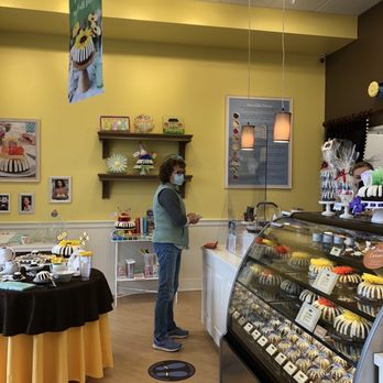 Nothing Bundt Cakes - Nothing bundt cakes - Bakeries Near Me - Cranberry Township, Pennsylvania