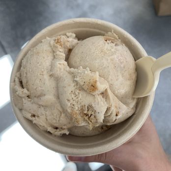 Chill Salida - Oatmeal cookie - Ice Cream & Frozen Yogurt Near Me - Salida, Colorado