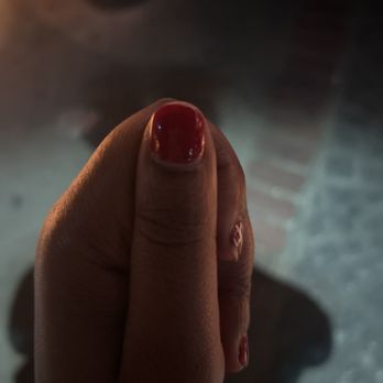 Modern Nails Bar - Cheap material is used. - Nail Salons Near Me - The Bronx, New York