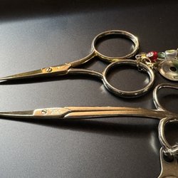 The Sharpening Doc - The top serrated scissors are from Italy are us the recurve-tipped pair below.