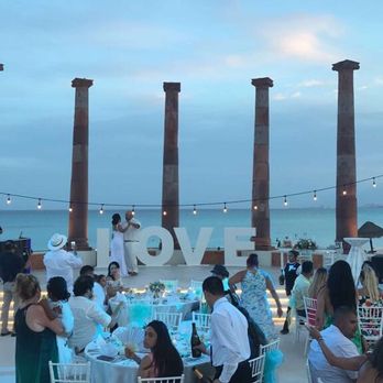 Krystal Cancún - Resorts Near Me - Cancún, ROO