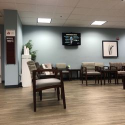 Advanced Radiology - Spacious Lobby