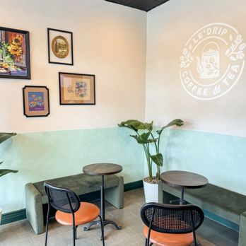 Le'Drip Coffee And Tea - front of house interior - Coffee & Tea Near Me - Houston, Texas