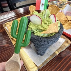 La Cocinita Authentic Mexican Food - Homemade Guacamole with Chips