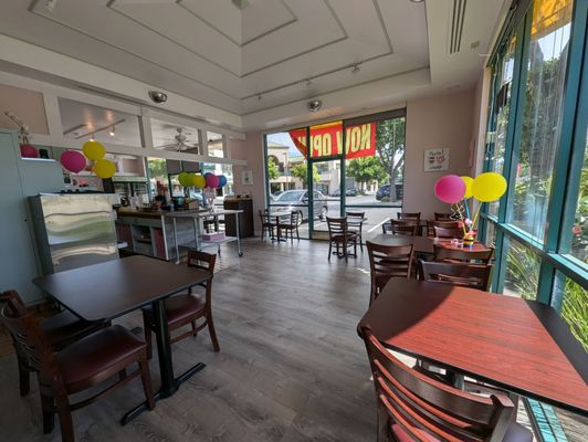 HAPPY DONUTS - Updated August 2025 - 178 Photos & 222 Reviews - 1062 S ...