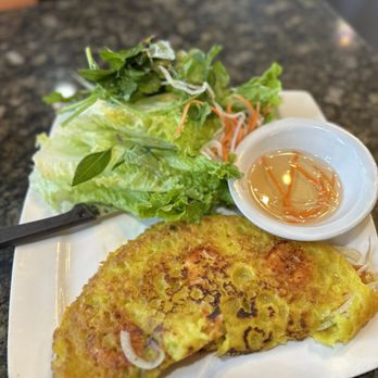 Viet Palace Restaurant - Vietnamese Crepe (Banh Xeo) (hold the chicken) - Seafood Near Me - Pittsburg, California Viet Palace Restaurant - Vietnamese Crepe (Banh Xeo) (hold the chicken) - Seafood Near Me - Pittsburg, California