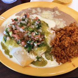 Los Portales - Enchiladas suizas (chicken)