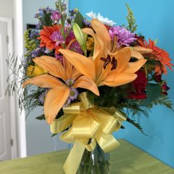 Tom's Events and Flowers - Sympathy bouquet for the passing of my dad.