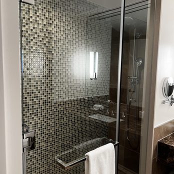 Sutton Place Hotel Toronto - Hotels Near Me - Toronto, Ontario Sutton Place Hotel Toronto - Hotels Near Me - Toronto, Ontario