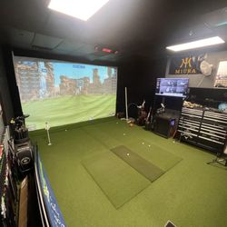 Advanced Dynamic Golf Center
