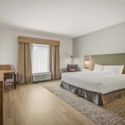 Hampton Inn Hickory - Guest room