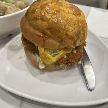 Ah Ma’s kitchen - Pork chop pineapple bun - Asian Fusion Near Me - San Francisco, California Ah Ma’s kitchen - Pork chop pineapple bun - Asian Fusion Near Me - San Francisco, California