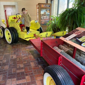 Fantastic Caverns - Historical Tours Near Me - Springfield, Missouri
