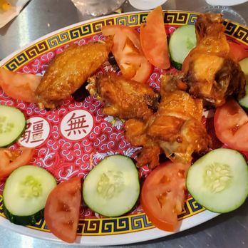Binh Minh Restaurant - 30. Canh Ga Chien - Fried Chicken Wings ($20) - Vietnamese Near Me - San Jose, California
