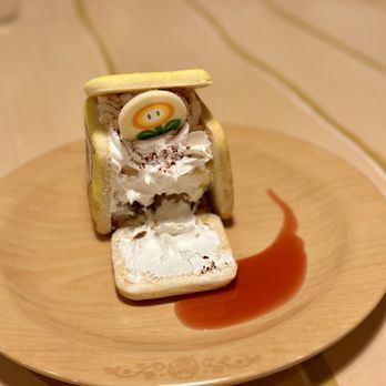Toadstool Cafe - Inside look of the Question Block Tiramisu - Cafes Near Me - Universal City, California