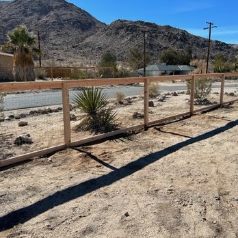 Marquez Fencing - Hog wire fencing for front yard home perimeter - Fences & Gates Near Me