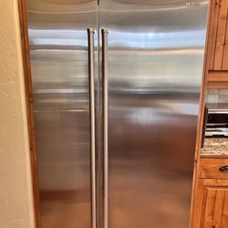 Bigfoot Appliances - Built in fridge.