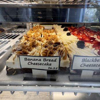 Fiene's Bakery - Bakeries Near Me - Naperville, Illinois Fiene's Bakery - Bakeries Near Me - Naperville, Illinois