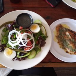House salad with catfish