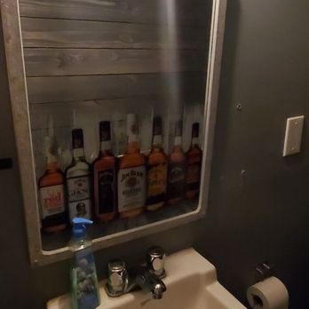 Willow Street Pub - a sink and mirror in a bathroom - Pubs Near Me - Coplay, Pennsylvania