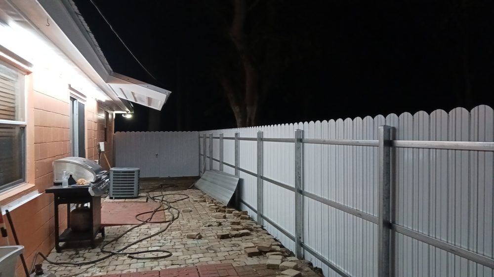 Slide of Metal Fence Guajiro