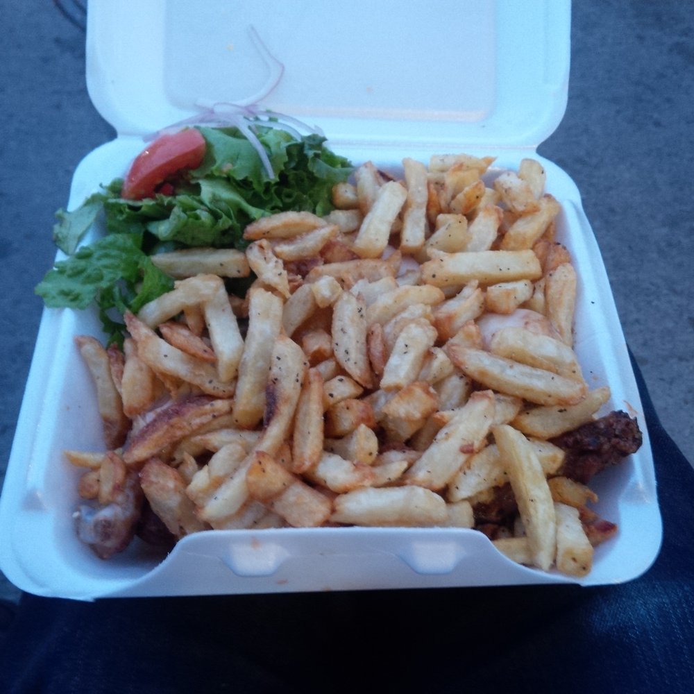 Romados - Best chicken in the city. And only 9.50 CAD. My mouth waters just thinking about it. - Barbeque Near Me - Montreal, Quebec Romados - Best chicken in the city. And only 9.50 CAD. My mouth waters just thinking about it. - Barbeque Near Me - Montreal, Quebec
