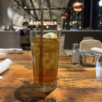 Cafeteria 15L - Ice tea - Breakfast & Brunch Near Me - Sacramento, California Cafeteria 15L - Ice tea - Breakfast & Brunch Near Me - Sacramento, California