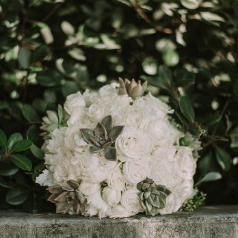 Chic Flowers and Events - bride's bouquet - Florists Near Me - Carlsbad, California