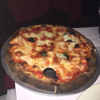 Patrizia's - Williamsburg - Overrated pizza - Pizza Near Me - Brooklyn, New York
