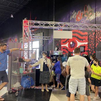 Defy - Waiting in a long line for birthday party checkin while the other staff do NOTHING. or check us in at another register. - Trampoline Parks Near Me - Ballwin, Missouri Defy - Waiting in a long line for birthday party checkin while the other staff do NOTHING. or check us in at another register. - Trampoline Parks Near Me - Ballwin, Missouri