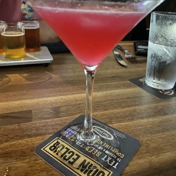 Yard House - New American Near Me - Atlanta, Georgia