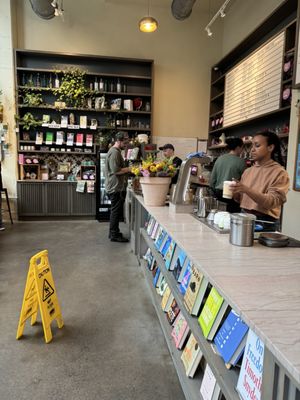 Bird in Hand by null